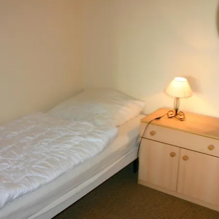 Jenatschek, Fp, N-1-2 아파트 *