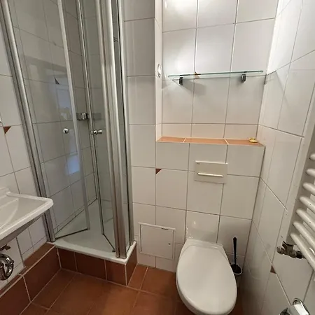 Jenatschek, Fp, N-1-2 Apartamento